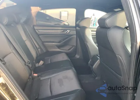 2018 Honda Accord Sport z USA, uszkodzony, nr VIN 1HGCV1F39JA191808